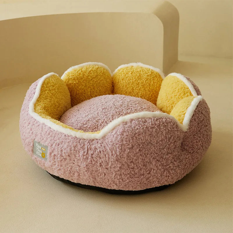 Super Soft Warm Plush Bed for Cats and Dogs