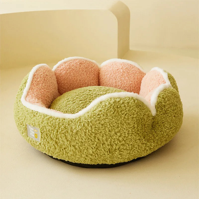 Super Soft Warm Plush Bed for Cats and Dogs